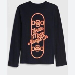 GAP Skateboard Graphic Long Sleeve Tee